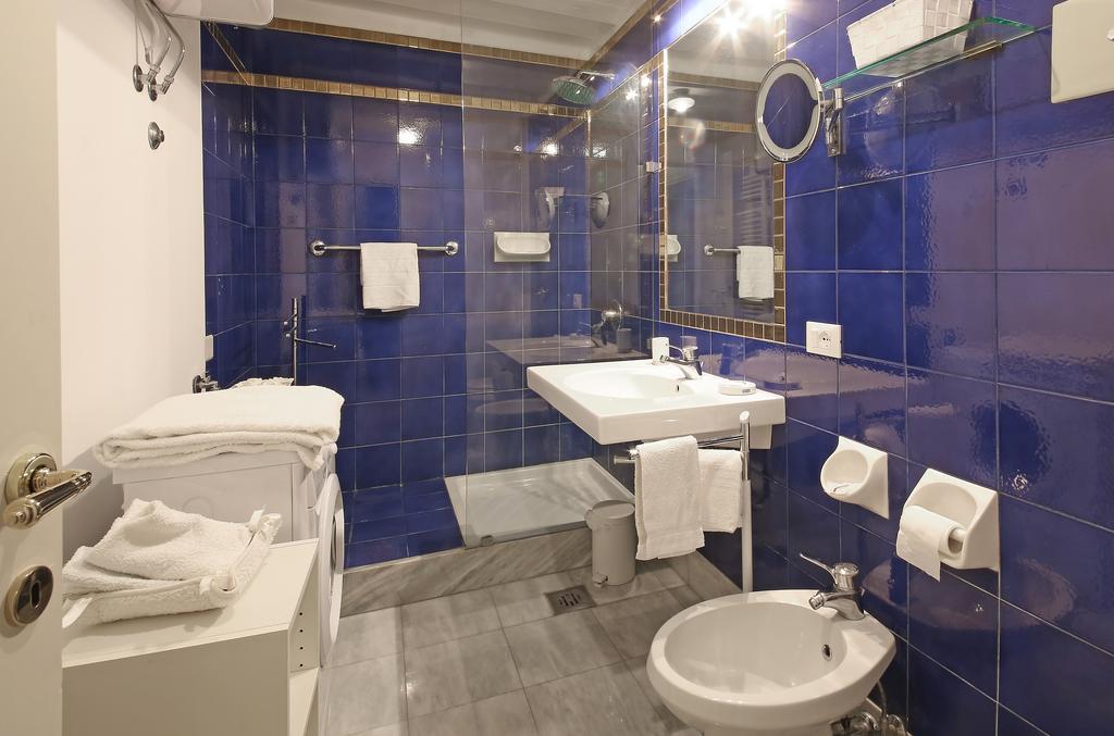 Appartamenti Inside Palazzo Foscarini Βενετία Εξωτερικό φωτογραφία