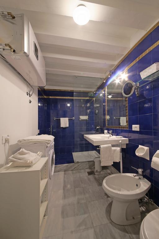 Appartamenti Inside Palazzo Foscarini Βενετία Εξωτερικό φωτογραφία