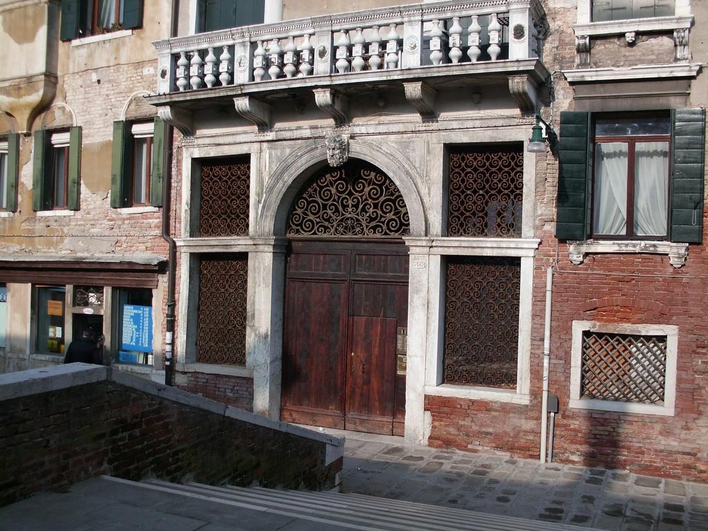 Appartamenti Inside Palazzo Foscarini Βενετία Εξωτερικό φωτογραφία