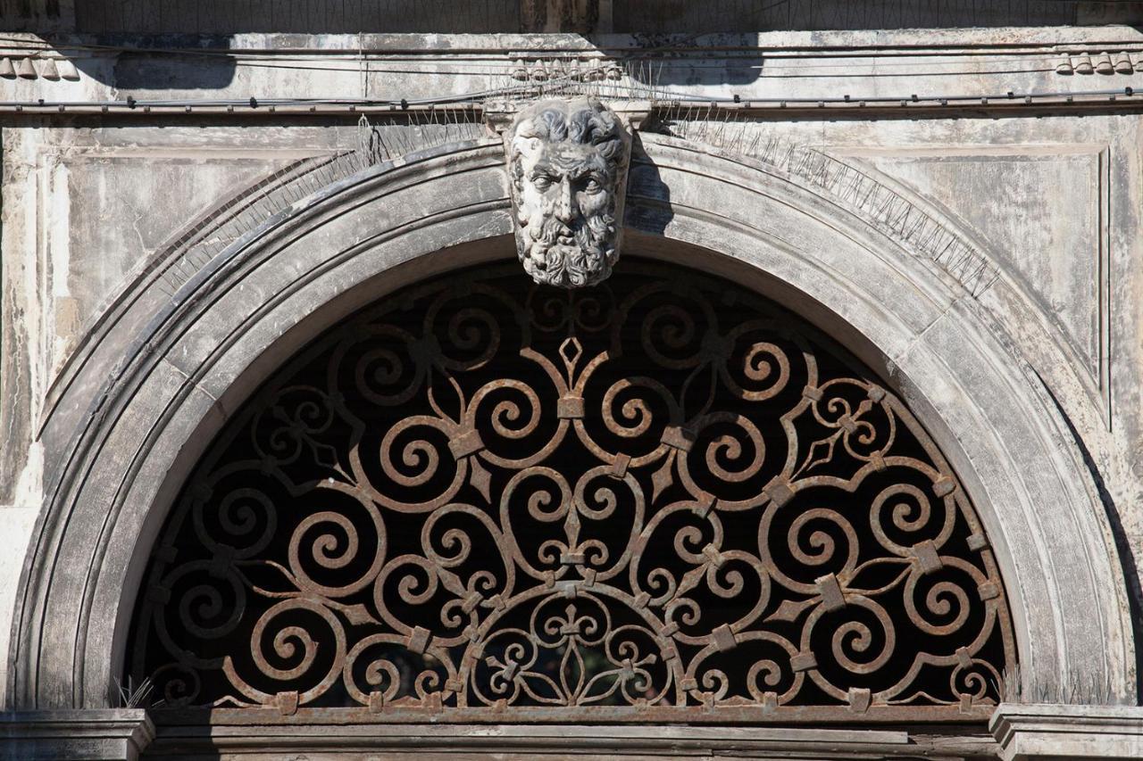 Appartamenti Inside Palazzo Foscarini Βενετία Εξωτερικό φωτογραφία